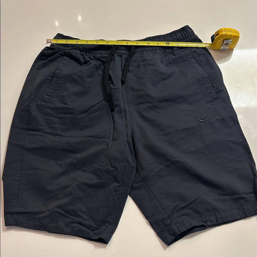 Nike Men's Dark Gray Athletic Shorts